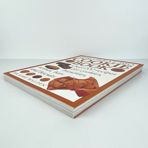 The Great Big Cookie Book Softcover Cookbook Over 200 Recipes Sweets Deserts - Picture 11 of 13